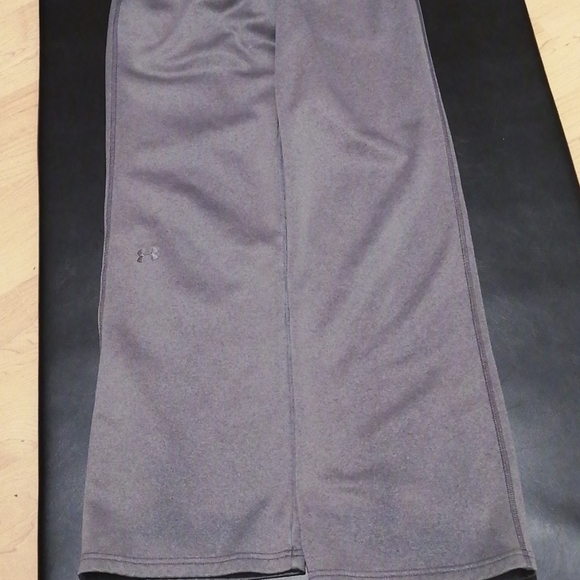 Under armour pants - Picture 2 of 2